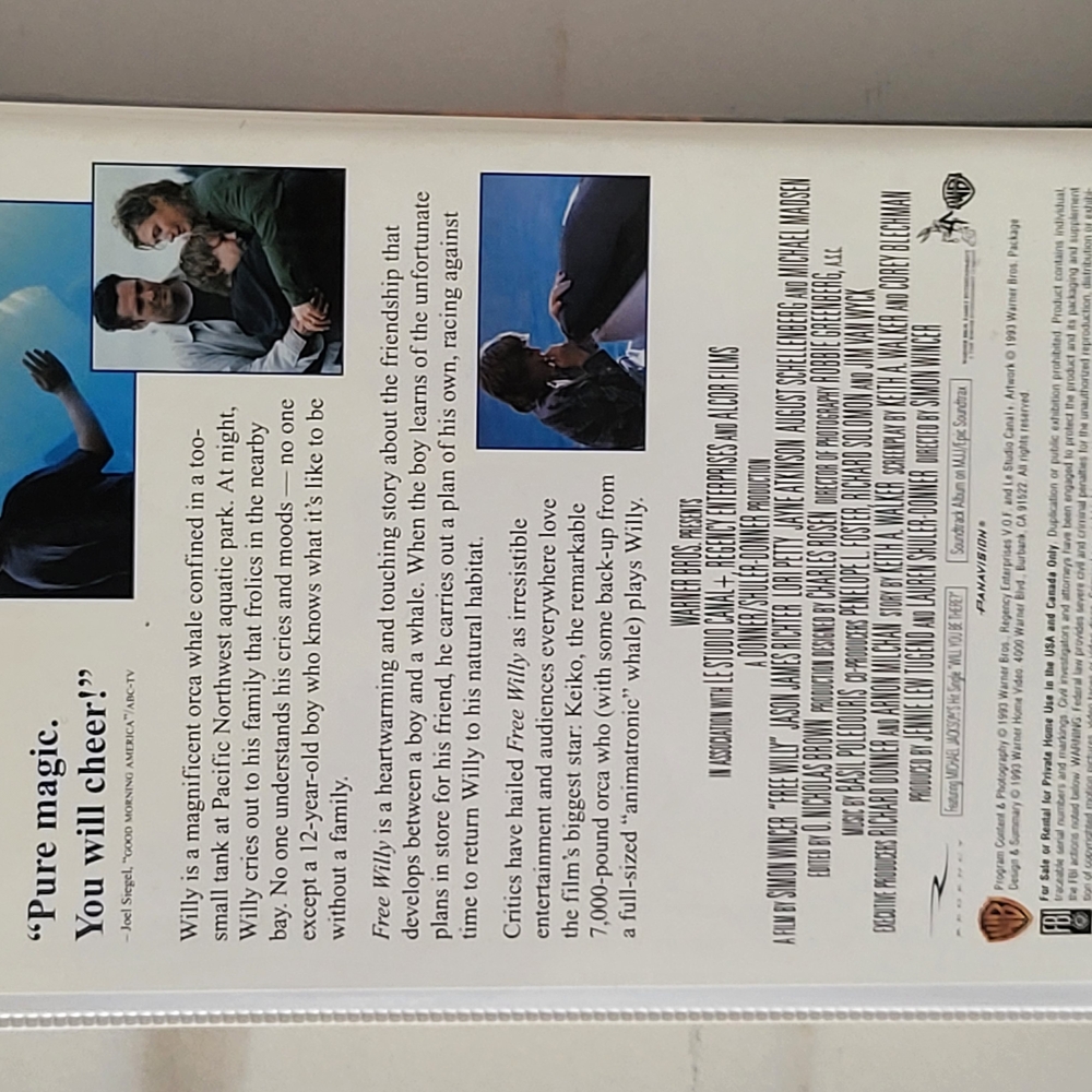 Free Willy DVD - Picture 3 of 4